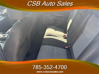 2017 Ford Escape SE - Photo 5 - Rossville, KS 66533