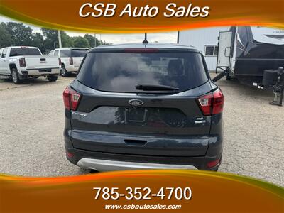 2019 Ford Escape SE   - Photo 4 - Rossville, KS 66533