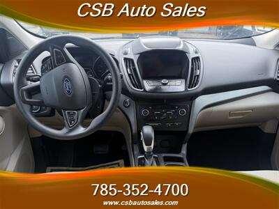 2019 Ford Escape SE   - Photo 6 - Rossville, KS 66533