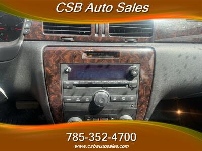 2012 Chevrolet Impala LT Fleet   - Photo 6 - Rossville, KS 66533