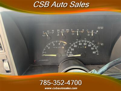1994 GMC Sierra 1500 SL   - Photo 7 - Rossville, KS 66533