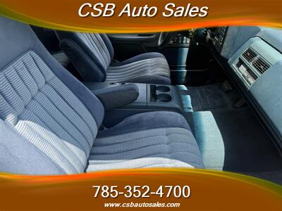 1994 GMC Sierra 1500 SL   - Photo 4 - Rossville, KS 66533