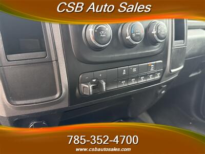 2017 RAM 2500 Tradesman   - Photo 9 - Rossville, KS 66533
