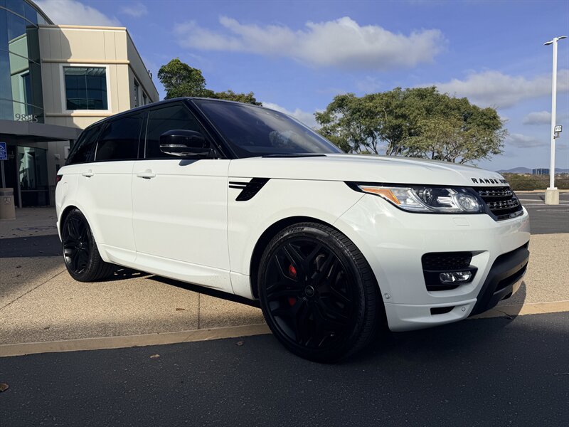 2017 Land Rover Range Rover Sport HSE Dynamic - Photo 2 - San Diego, CA 92111