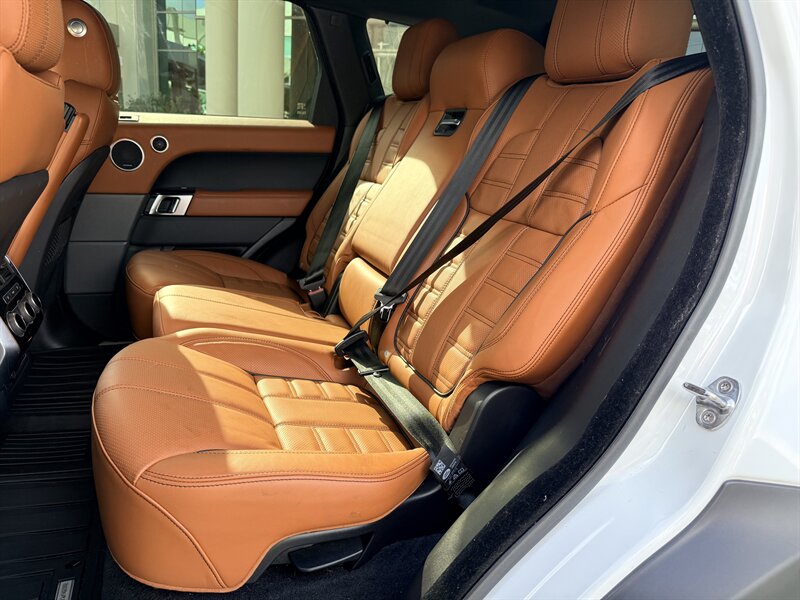 2017 Land Rover Range Rover Sport HSE Dynamic - Photo 14 - San Diego, CA 92111