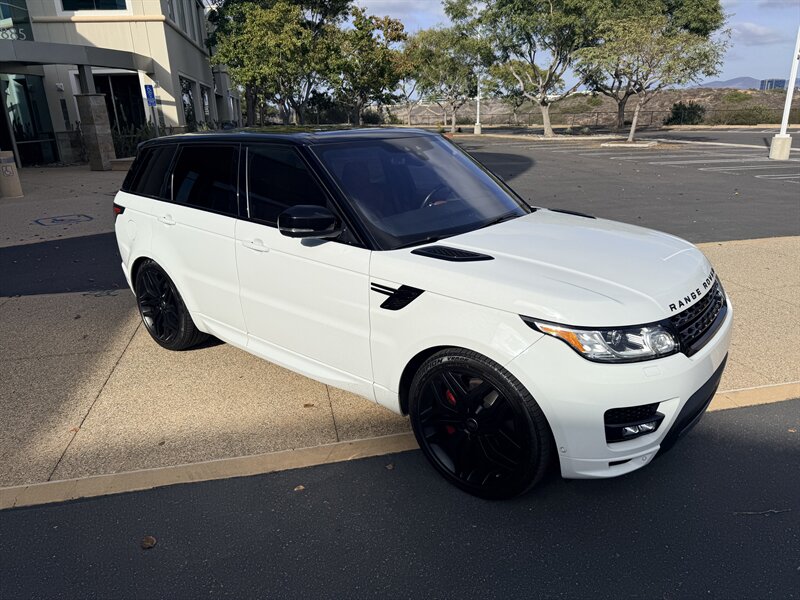2017 Land Rover Range Rover Sport HSE Dynamic - Photo 4 - San Diego, CA 92111