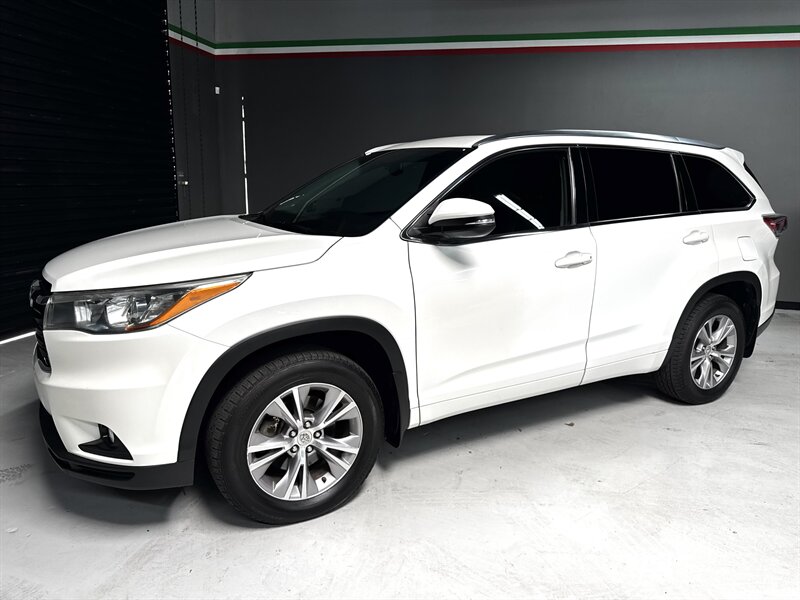 2015 Toyota Highlander XLE  