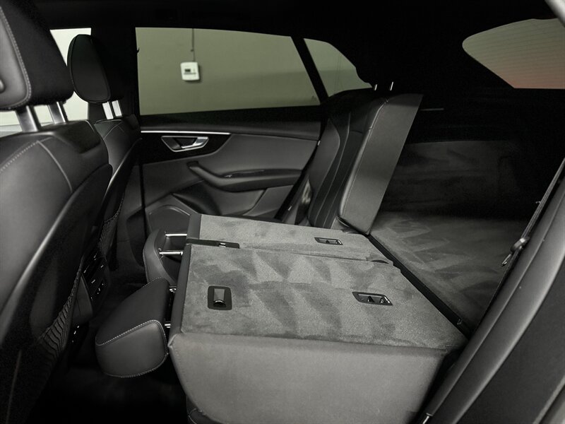 2025 Audi Q8 quattro Premium 55 TFSI - Photo 18 - San Diego, CA 92111