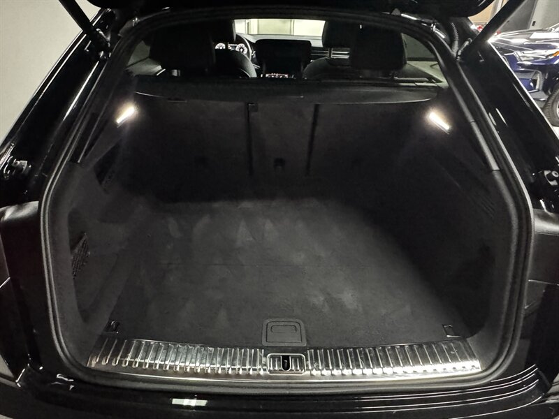 2025 Audi Q8 quattro Premium 55 TFSI - Photo 19 - San Diego, CA 92111