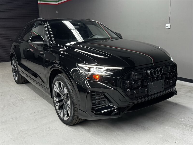 2025 Audi Q8 quattro Premium 55 TFSI - Photo 6 - San Diego, CA 92111