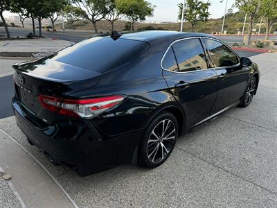 2018 Toyota Camry SE   - Photo 5 - San Diego, CA 92111