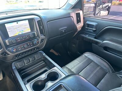 2015 GMC Sierra 2500 Denali Crew Cab Duramax   - Photo 14 - San Jose, CA 95128