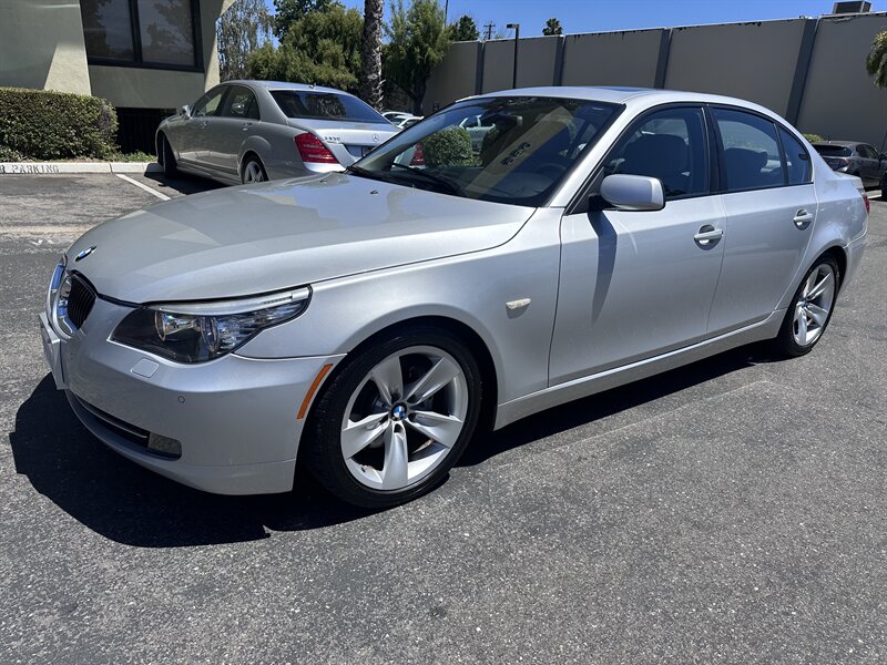 2010 BMW 528i  Premium - Photo 1 - San Jose, CA 95128