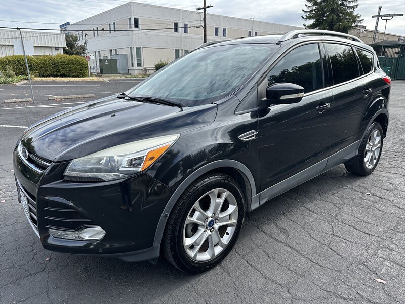 2014 Ford Escape Titanium's photo