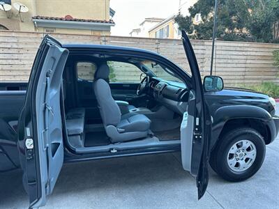 2008 Toyota Tacoma PreRunner SR5 V6   - Photo 9 - San Jose, CA 95128