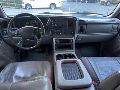 2005 Chevrolet Avalanche 1500 LT Crew Cab   - Photo 10 - San Jose, CA 95128