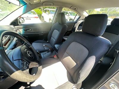2006 Mazda Mazda3 i Manual - Photo 19 - San Jose, CA 95128