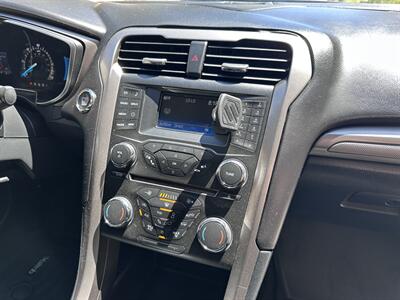2017 Ford Fusion Hybrid SE - Photo 17 - San Jose, CA 95128
