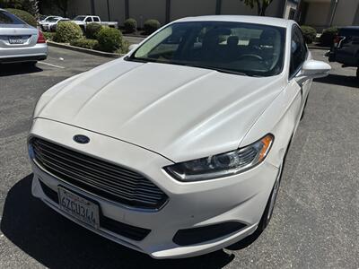 2013 Ford Fusion SE - Photo 2 - San Jose, CA 95128
