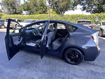 2013 Toyota Prius Hybrid Gas Saver   - Photo 10 - San Jose, CA 95128