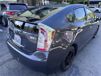 2013 Toyota Prius Hybrid Gas Saver   - Photo 6 - San Jose, CA 95128
