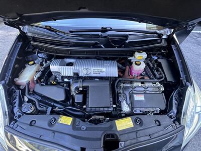 2013 Toyota Prius Hybrid Gas Saver   - Photo 31 - San Jose, CA 95128