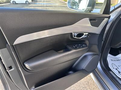 2016 Volvo XC90 T6 Momentum   - Photo 22 - San Jose, CA 95128