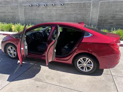 2018 Chevrolet Cruze LT Auto - Photo 11 - San Jose, CA 95128
