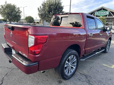 2018 Nissan Titan SL - Photo 11 - San Jose, CA 95128