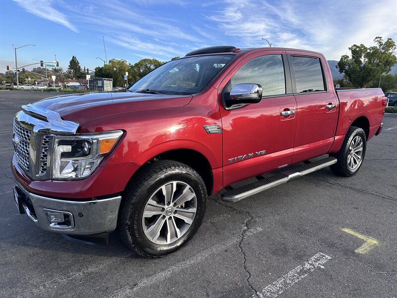 2018 Nissan Titan SL  