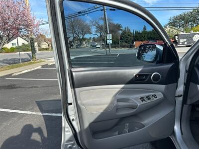 2005 Toyota Tacoma V6 TRD Off Road 4x4 Double Cab, 194K - Photo 19 - San Jose, CA 95128