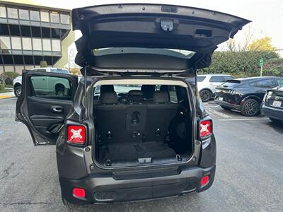 2016 Jeep Renegade Latitude 4x4 SUV   - Photo 9 - San Jose, CA 95128