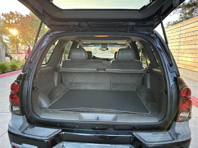 2002 Chevrolet Trailblazer LTZ 4WD - Photo 8 - San Jose, CA 95128