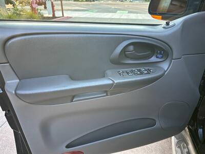 2002 Chevrolet Trailblazer LTZ 4WD - Photo 19 - San Jose, CA 95128