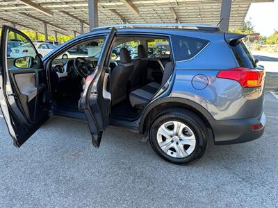 2014 Toyota RAV4 LE AWD SUV   - Photo 15 - San Jose, CA 95128