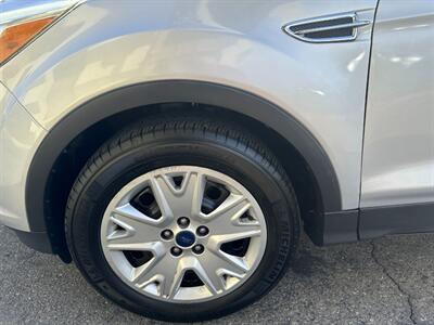 2015 Ford Escape S  4dr Fuel Efficient SUV - Photo 19 - San Jose, CA 95128