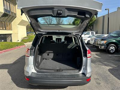 2015 Ford Escape S  4dr Fuel Efficient SUV - Photo 9 - San Jose, CA 95128
