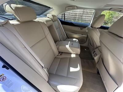 2013 Lexus ES   - Photo 14 - San Jose, CA 95128