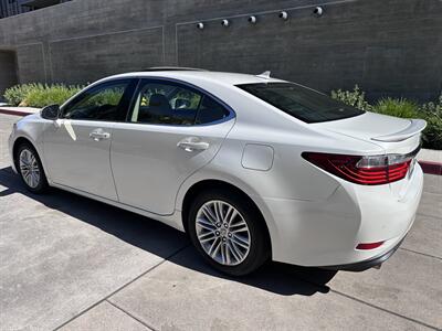 2013 Lexus ES   - Photo 10 - San Jose, CA 95128