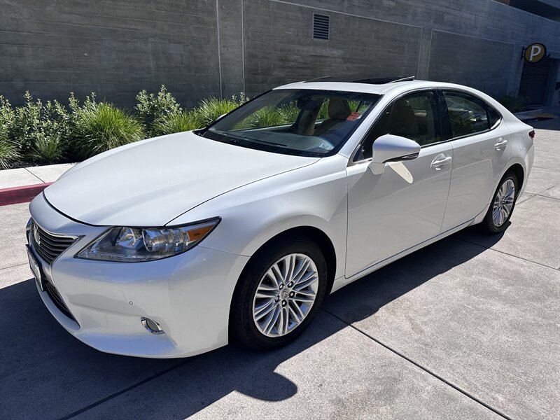 2013 Lexus ES   - Photo 1 - San Jose, CA 95128