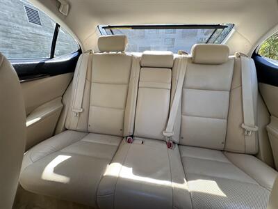 2013 Lexus ES   - Photo 35 - San Jose, CA 95128
