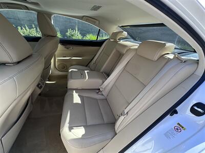 2013 Lexus ES   - Photo 25 - San Jose, CA 95128