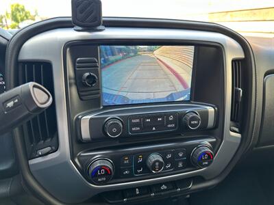 2018 GMC Sierra 1500 SLE Crew Cab   - Photo 13 - San Jose, CA 95128