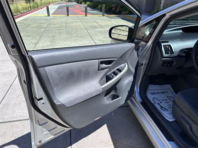2010 Toyota Prius Hybrid - Photo 20 - San Jose, CA 95128