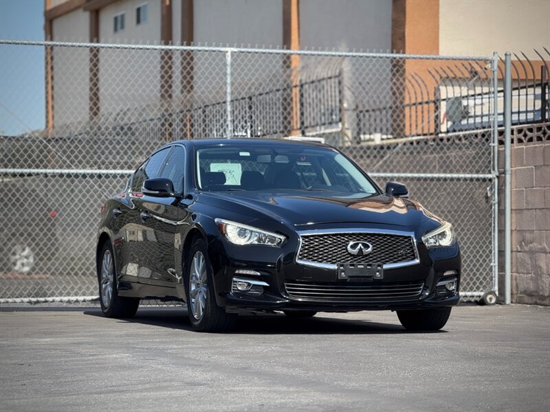 2016 INFINITI Q50 2.0T - Photo 1 - North Hills, CA 91343