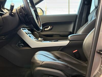 2015 Land Rover Range Rover Evoque Dynamic   - Photo 10 - North Hills, CA 91343