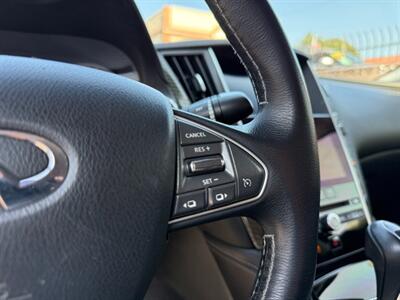 2015 INFINITI Q50   - Photo 15 - North Hills, CA 91343