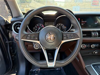 2018 Alfa Romeo Stelvio Ti   - Photo 14 - North Hills, CA 91343