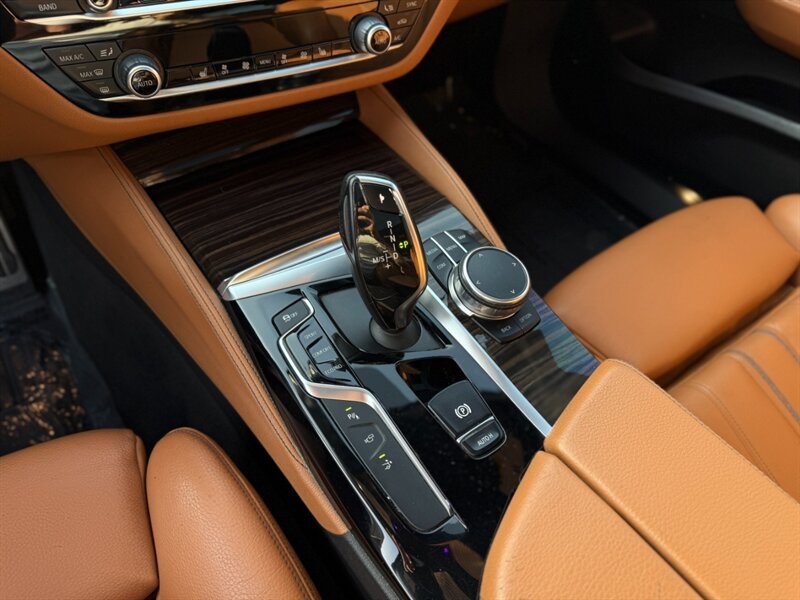 2018 BMW 640i xDrive Gran Turismo   - Photo 8 - North Hills, CA 91343