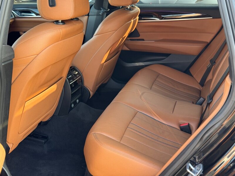 2018 BMW 640i xDrive Gran Turismo   - Photo 9 - North Hills, CA 91343